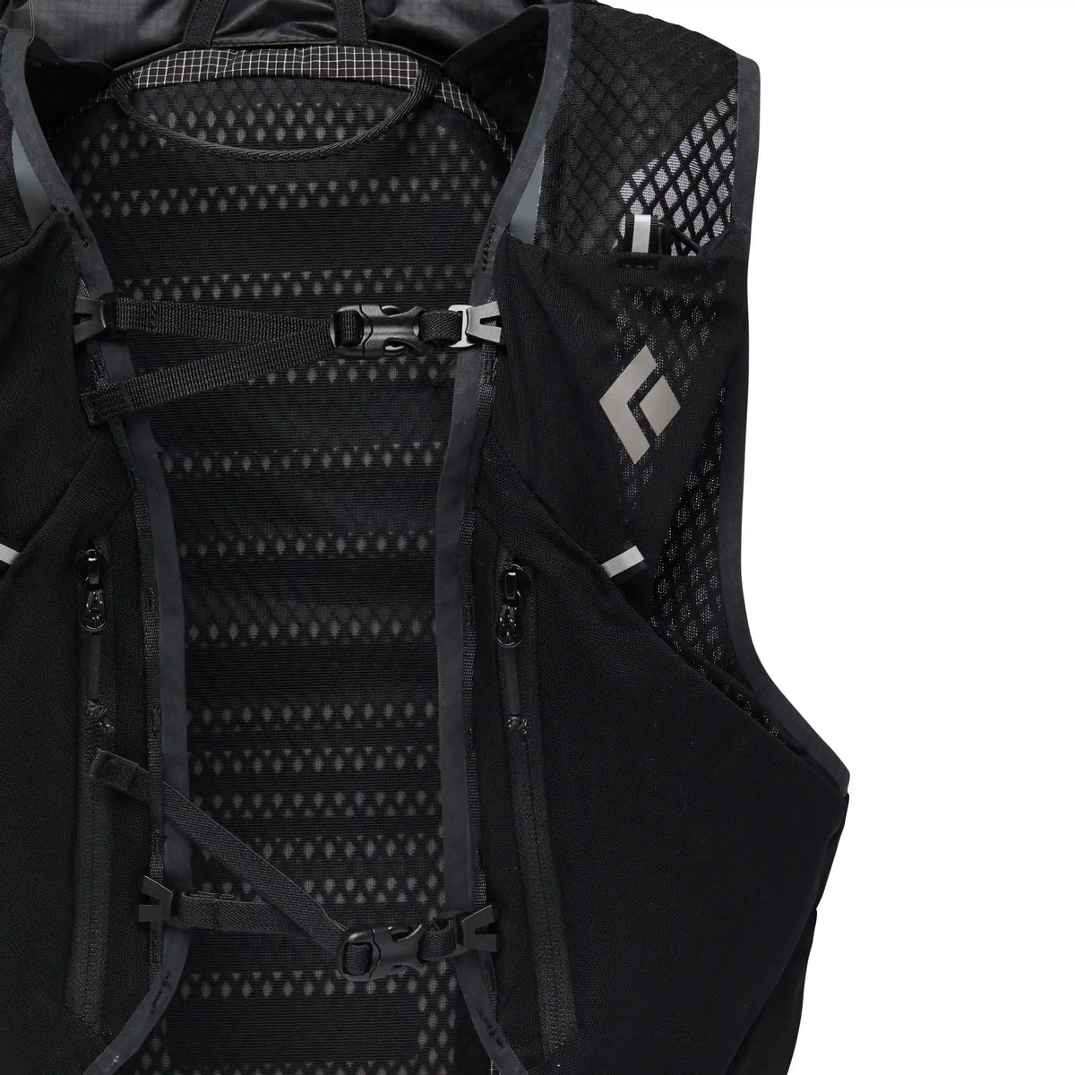 Distance 22 Backpack - Past Season