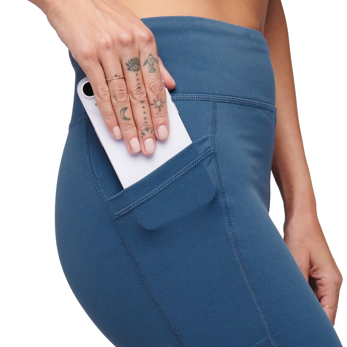 Women's Sessions Shorts 9 in