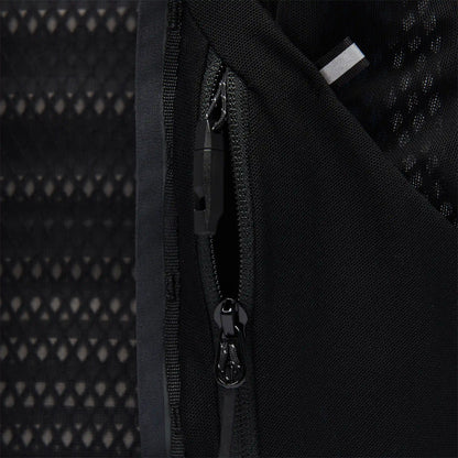 Distance 22 Backpack - Past Season