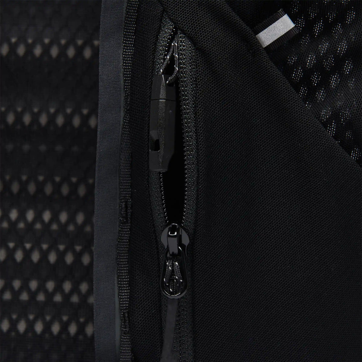 Distance 22 Backpack - Past Season