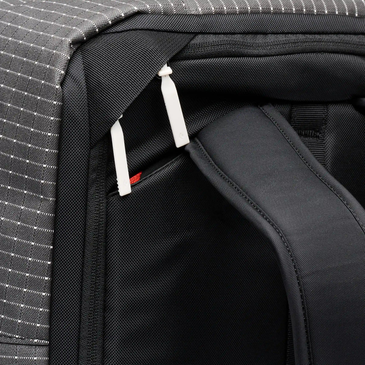 Stonehauler 40 L Travel Pack