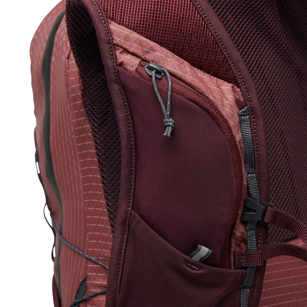 Women's Pursuit 15 Backpack - Past Season