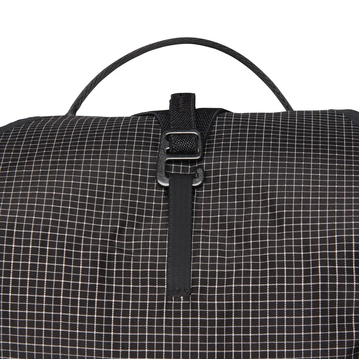 Distance 15 Backpack - Past Season