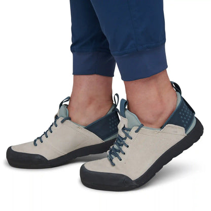 Women's Technician Jogger Pants - Past Season