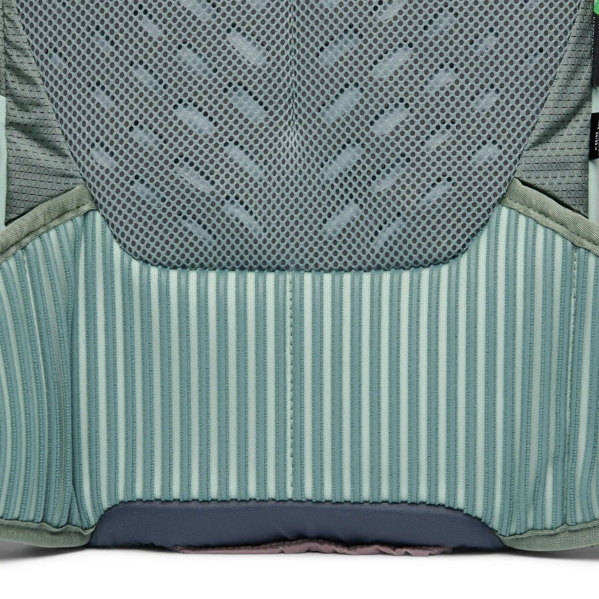 Trail Vista 28 Backpack