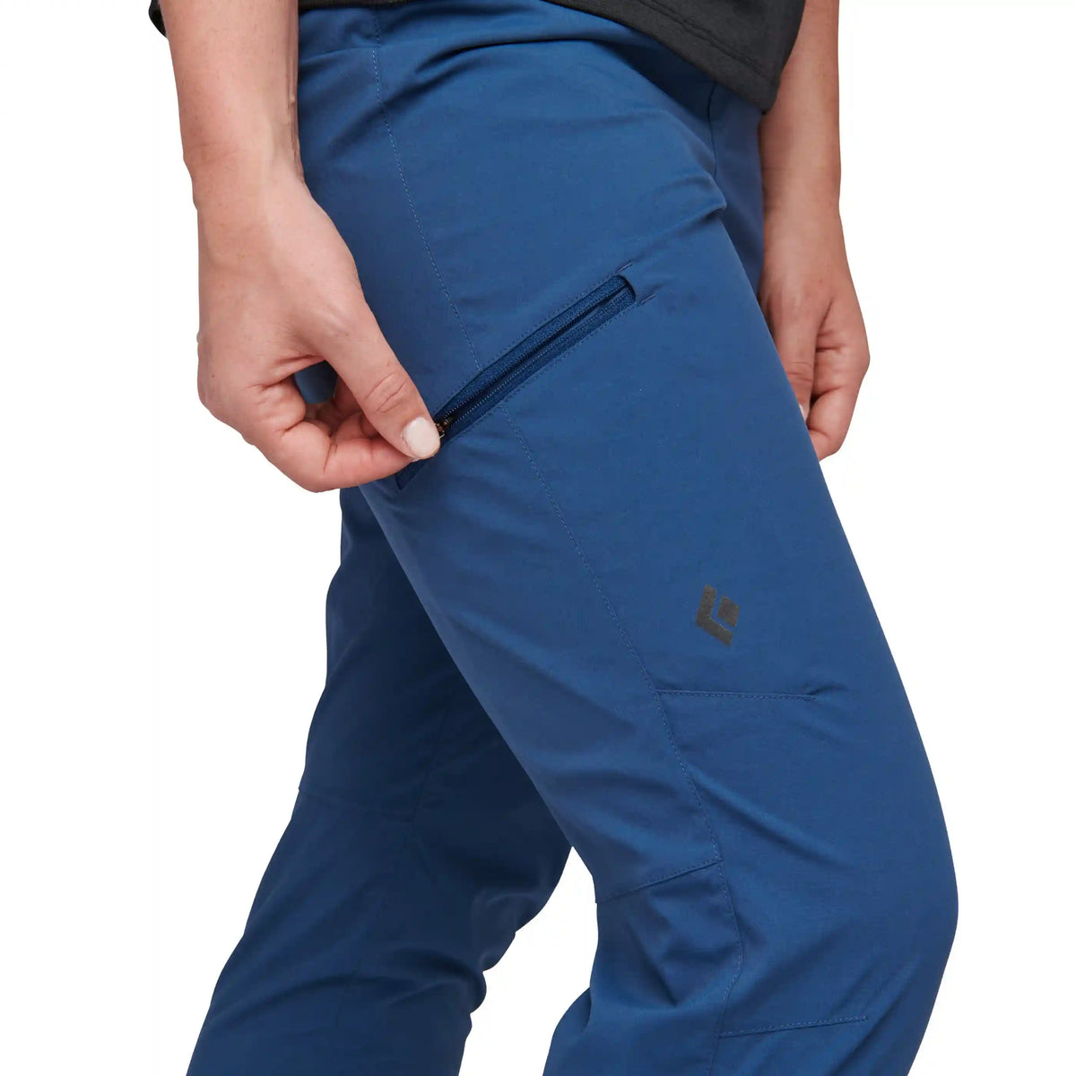 Women's Technician Jogger Pants - Past Season
