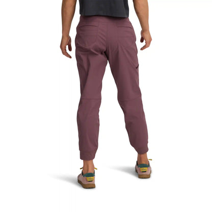 Women's Technician Jogger Pants - Past Season