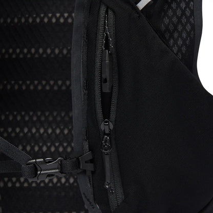 Distance 15 Backpack - Past Season