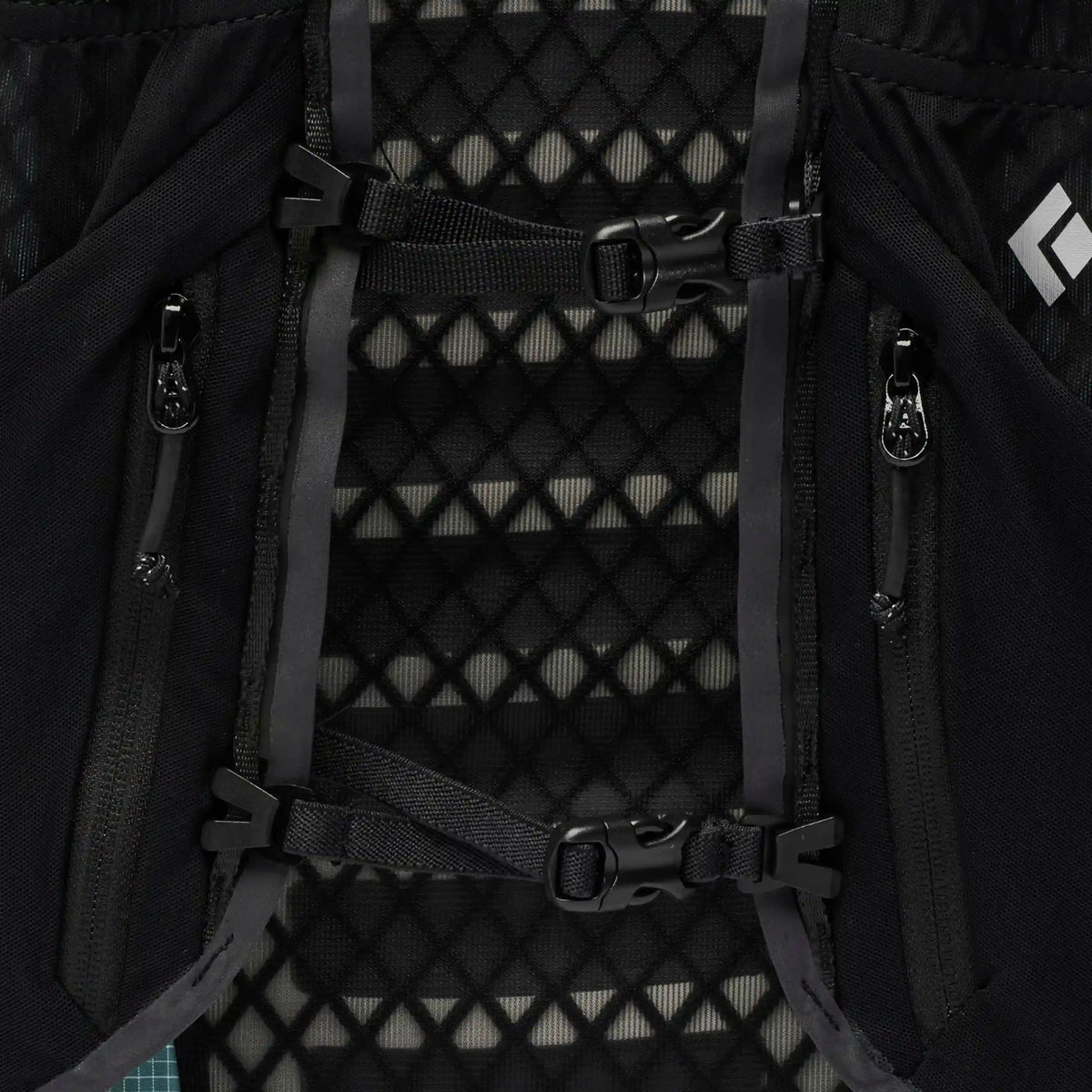Women's Distance 8 Backpack